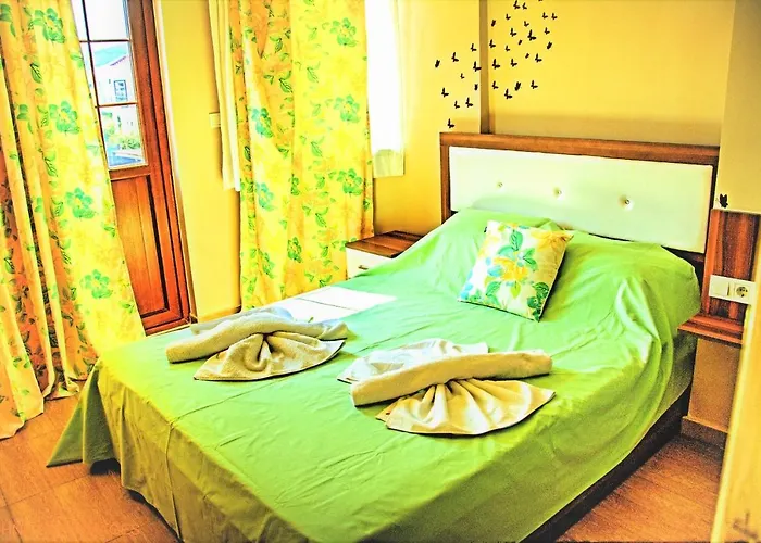 Paddys Ovacik * Ölüdeniz