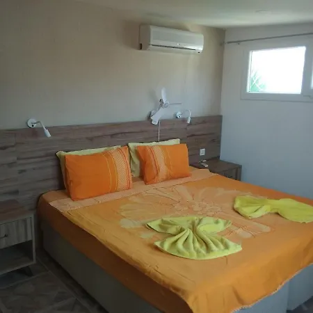 Paddys Ovacik Appartement *