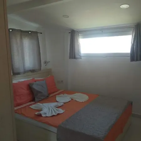 Paddys Ovacik Ολουντενίζ